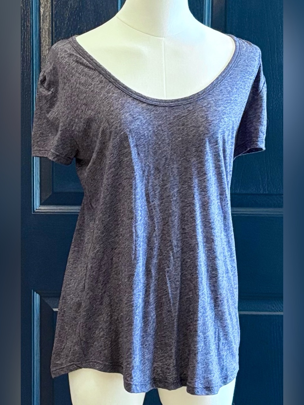 🦋2/$50🦋hinge blue/purple Heathered Scoop Neck Short Sleeve Tee gathered shoulder
